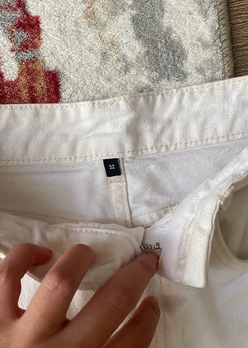 Trendyol & Milla Beyaz Salaş Midi Kadın Kot Pantolon