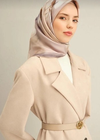 Beden ARMİNE SURA İPEK EŞARP 9305-06