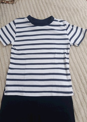 3 yaş Erkek Çizgili Tişört ve Siyah Şort Takımı - Görsel 2