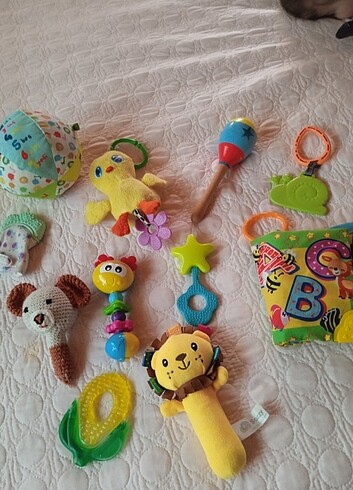 Bebek oyuncakları 