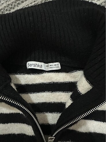 Bershka Fermuarlı kazak