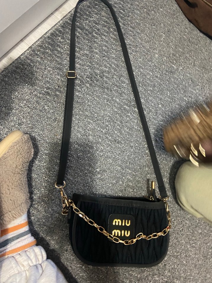 Zincir Detaylı Siyah Kadın Çanta - Görsel 2