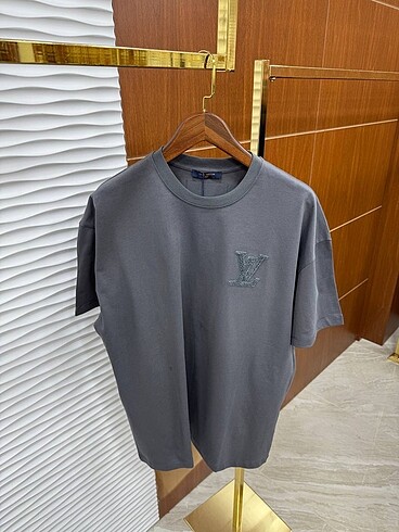 Louis vuitton T-shirt