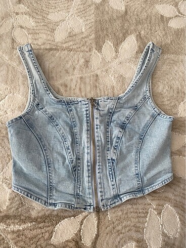 Dilvin Kot Crop