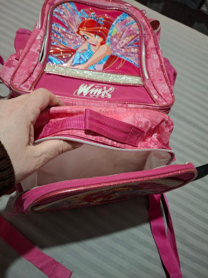 Renkli Winx Okul Çantası ORİJİNAL DİR - Görsel 2