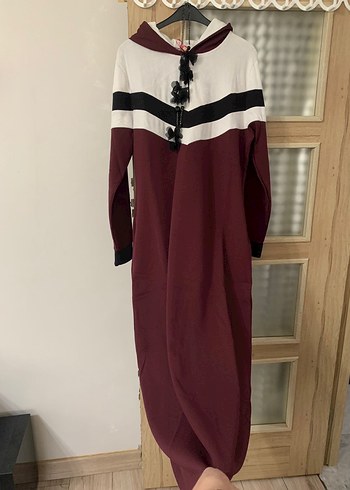 l Beden bordo Renk Bordo Uzun Kapüşonlu Salaş Elbise L
