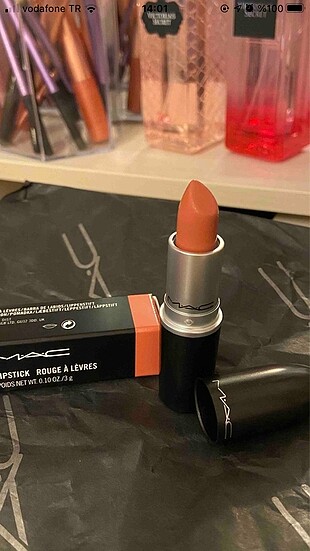  Beden MAC RUJ KİNDA SEXY