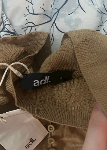 Bej Düğmeli Kadın Kazak AdL - Görsel 2