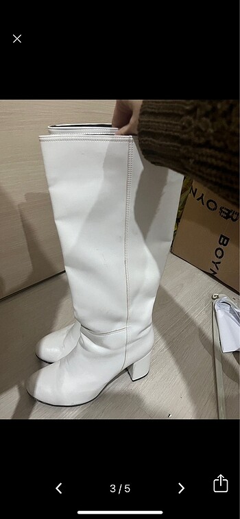 Beyaz Çizme - Görsel 3