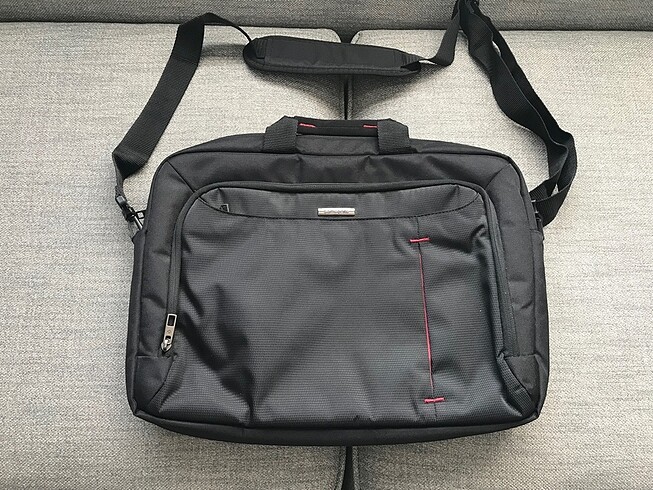 SAMSONITE BİLGİSAYAR ÇANTASI