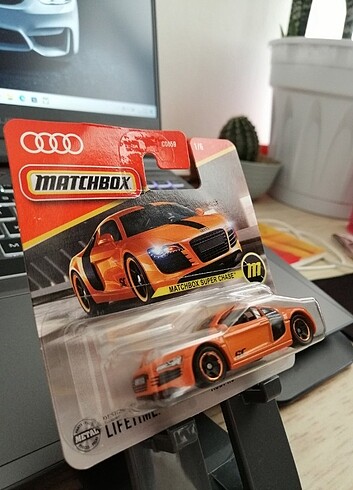 Beden Matchbox Super Chase AUDİ R8
