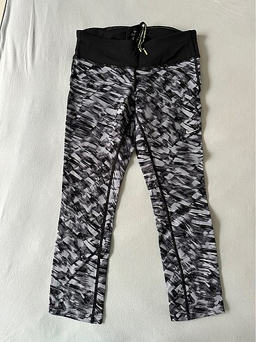Nike Spor Taytı
