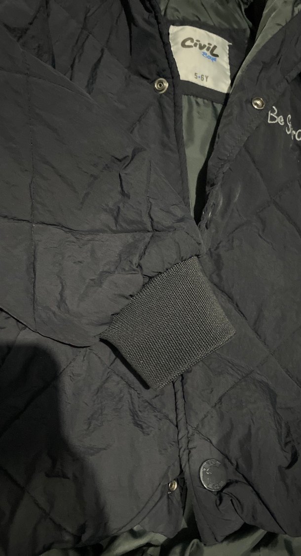 Kapüşonlu Düğmeli Erkek Çocuk Mont - Görsel 3