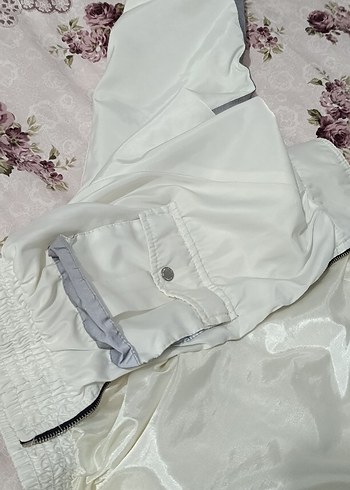 Kadın Beyaz Kapüşonlu Mini Ceket - Görsel 7