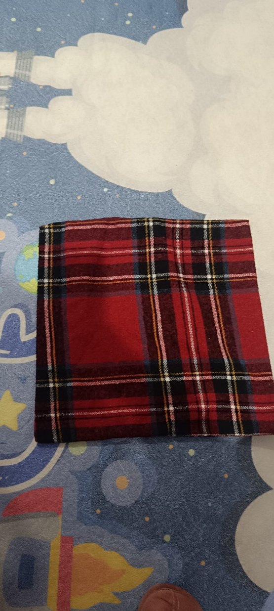 Kırmızı Kareli Yün Kumaş yastik kılıfı tekli - Görsel 2