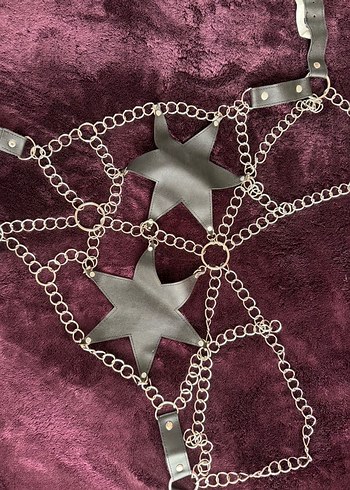 Desenli Zincir Detaylı Kadın Vücut Zinciri - Görsel 2