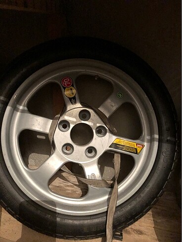 Volkswagen ve Grubu Yedek lastik 5X112