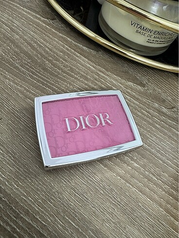 Dior allık