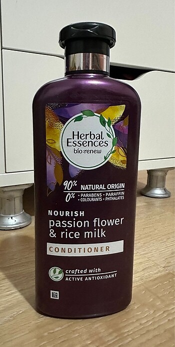 Herbal Essences saç kremi