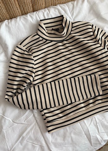 Bej Gri Çizgili Boğazlı Kadın bluz - Görsel 4
