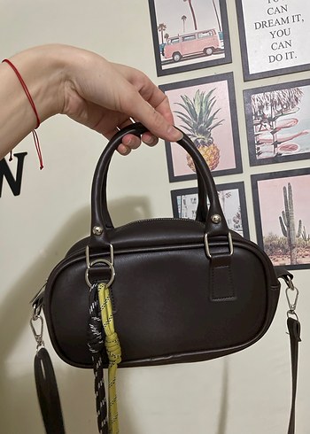 Zincir Detaylı Kahverengi Deri Kadın Çanta - Görsel 7