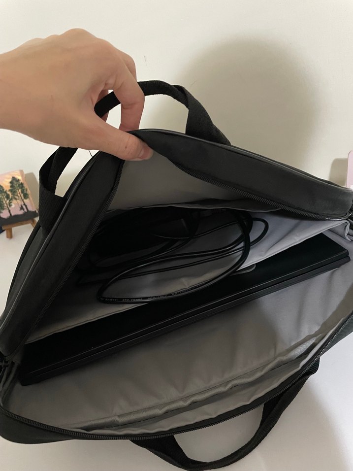 Siyah Laptop Çantası Preo - Görsel 3