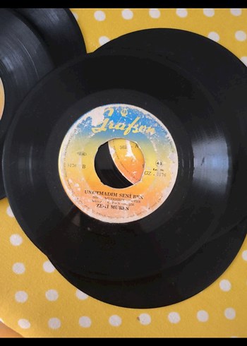 Grafson 45'lik Plaklar - Seninle Bir Sonbahar Zeki Müren - Görsel 2