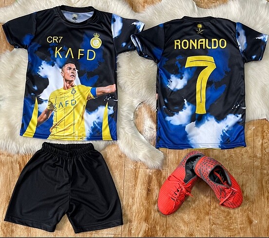 Ronaldo çocuk forma 2 adet