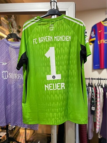 Bayern Münih kaleci forması