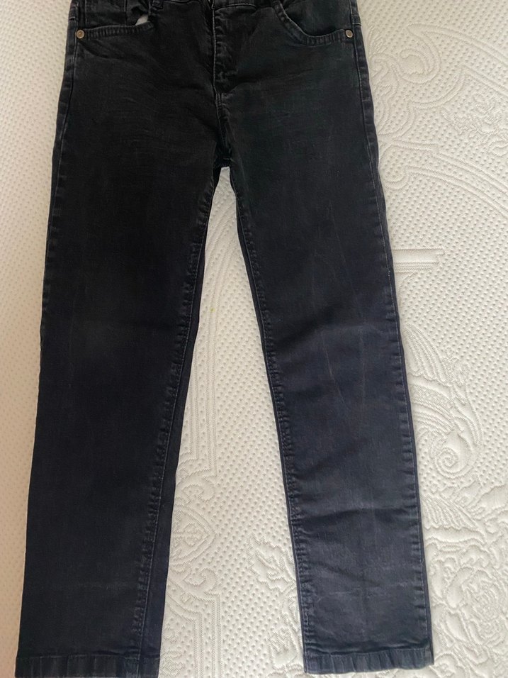 Erkek Çocuk Siyah Düğmeli Kot Pantolon - Görsel 3