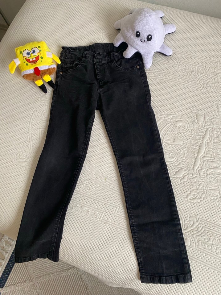 Erkek Çocuk Siyah Düğmeli Kot Pantolon - Görsel 2