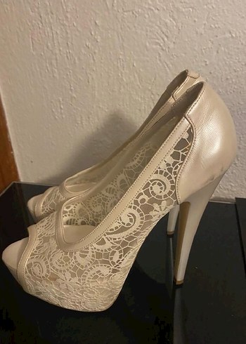 Özel günleriniz için 1kez kullanılmış kalitelimarka ayakkabılar - Görsel 3