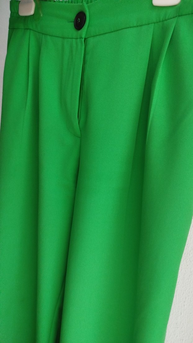 Yeşil Pilili Kadın Kumaş Pantolon - Görsel 3