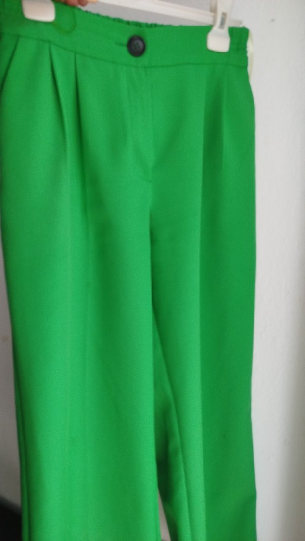 Yeşil Pilili Kadın Kumaş Pantolon - Görsel 2