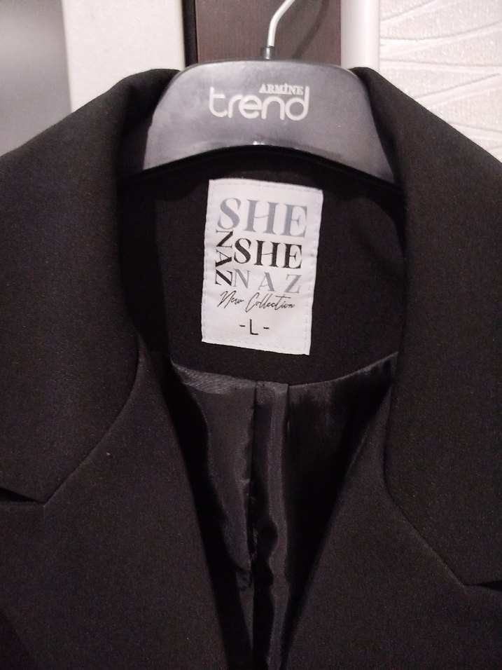 Siyah Kadın Düğmeli Midi Blazer Ceket - Görsel 2