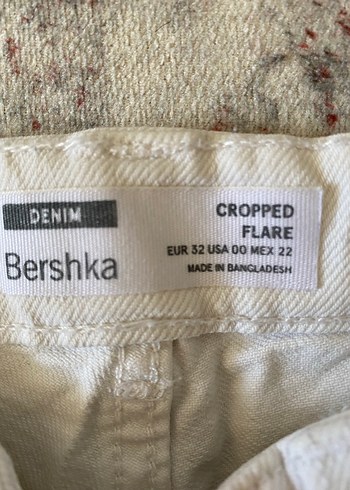 Bershka Beyaz Regular Fit Uzun Kot Pantolon Bershka