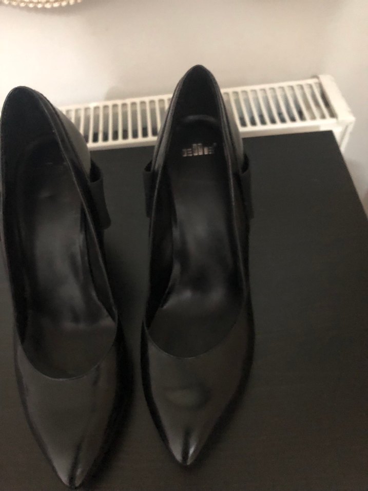 Siyah Tokalı İnce Topuklu Kadın Ayakkabı - Görsel 4