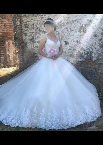 Beyaz Straplez Prenses Gelinlik