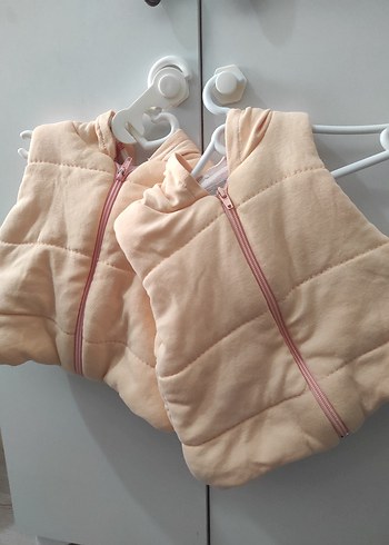 2 adet ikiz 6-9 aylık yelek - Görsel 2