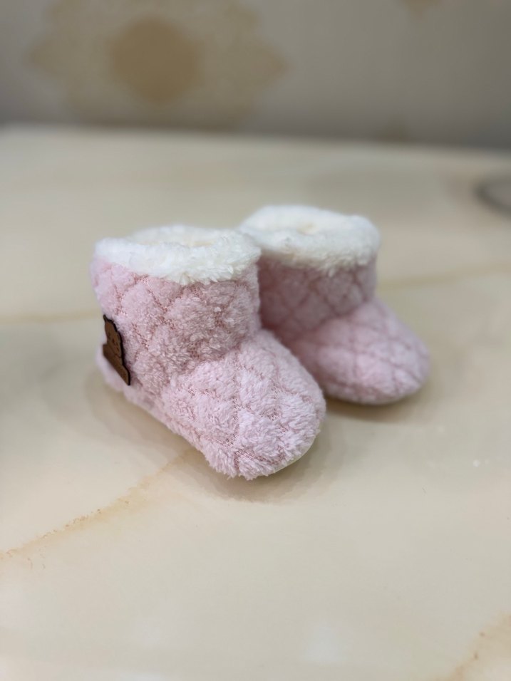 Kız Çocuk Pembe Örgü Sıcak Ev Terliği - Görsel 2