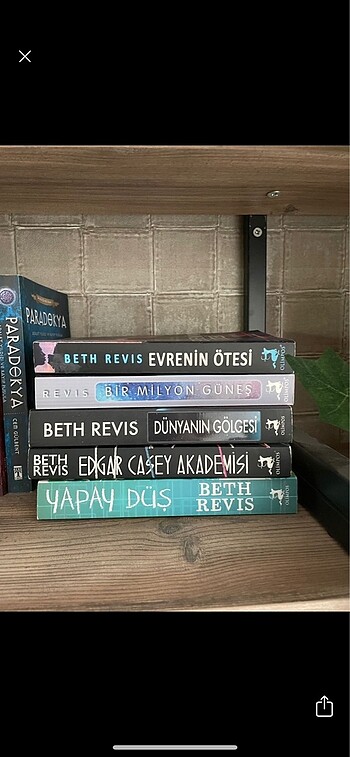 Beth revis kitapları evrenin ötesi