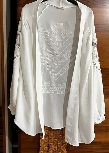 Nakışlı Beyaz Uzun Kadın Kimono