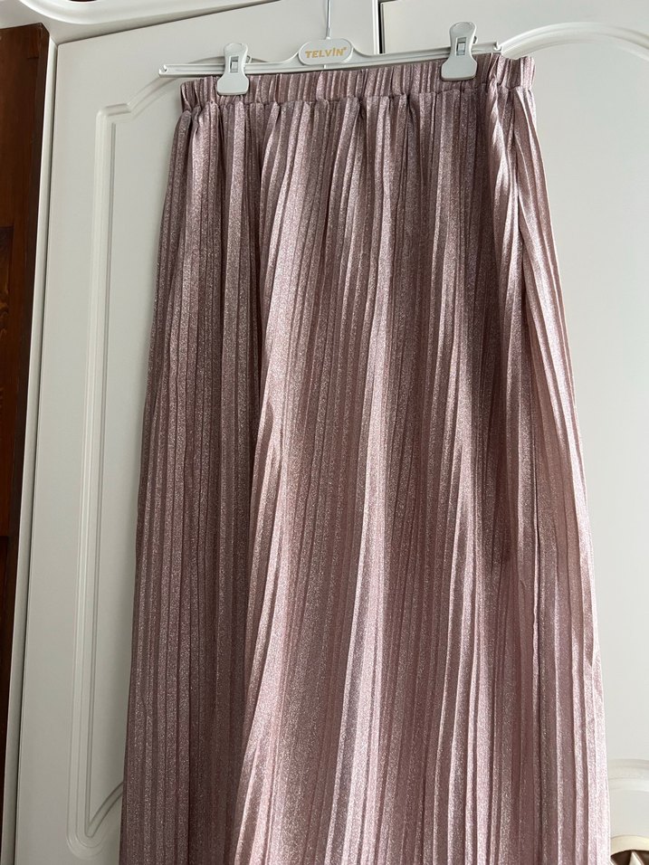 Pileli Uzun Etek - Görsel 2