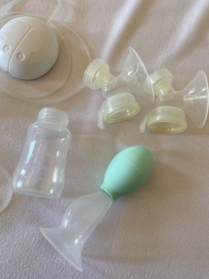 Beyaz Elektrikli Göğüs Pompası Seti - Görsel 4