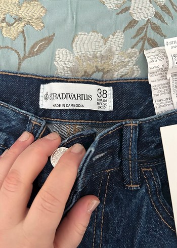 Düğmeli Gri Baskılı Kadın Midi Kot Pantolon - Görsel 2