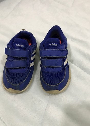 Erkek Çocuk Mavi Adidas Cırtlı Spor Ayakkabı