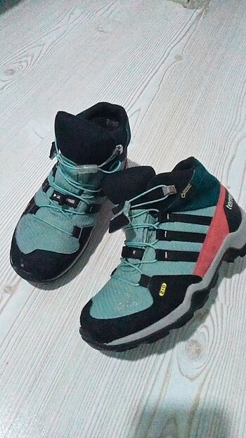 Adidas bot