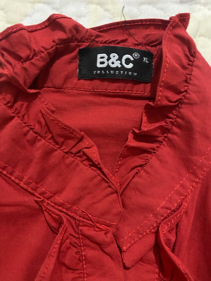 Kırmızı Fırfırlı Kolsuz Kadın Gömlek - Görsel 3