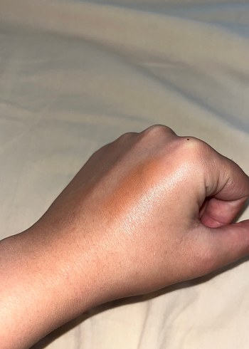 NYX Beaulis Allık ve Aydınlatıcı Highlight