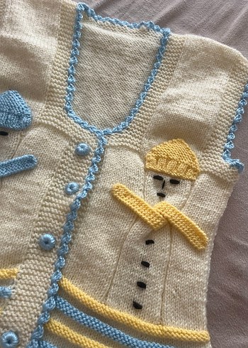 Kardanadamlı Örgü Bebek Yeleği - Görsel 3